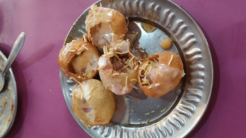 Manmoji Chaat Bhandar food