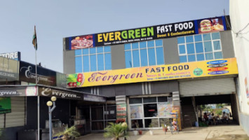 Evergreen Fast Food Sweets outside