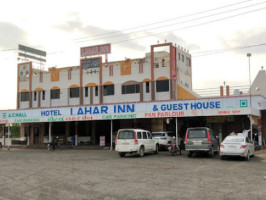 Lahar Inn outside