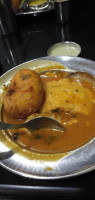 Grand Dwaraka ಹೋಟೆಲ್ ಗ್ರಾಂಡ್ ದ್ವಾರಕ food