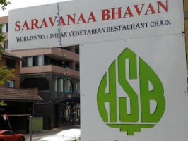 Hotel Saravana Bhavan outside