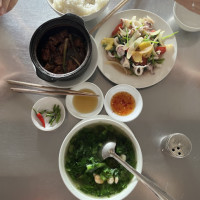 Quán Cơm Thanh Bình food