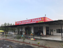 Moga Highway Dhaba outside