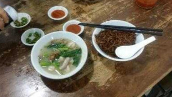 Sang Nyuk Noodle food