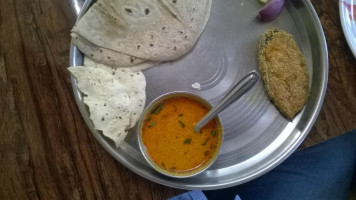 Rane Bandhu Kanawal food