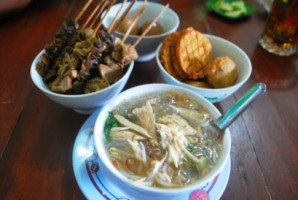 Soto Ayam Pak Toso Semarang food