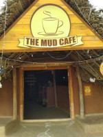 The Mud Cafe outside