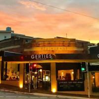 Gertie's Bar and Lounge food