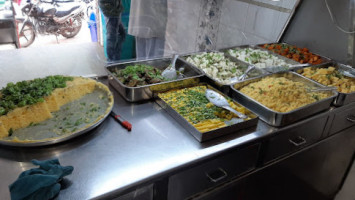 Madhuram Khaman food