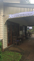 Allumbah Pocket Cottages Cafe inside
