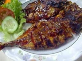 Ikan Bakar Andarila food