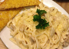 Alfredo's Pasta And Cafe food
