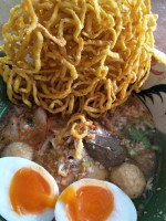 ก๋วยเตี๋ยวจ๊ะจ๋าอำเถอบางคล้า food