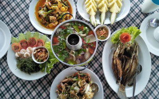 ร้านอาหารพิงกันฮาลาลฟู้ด (phingan Halal Food) food