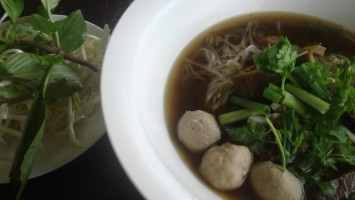 ก๋วยเตี๋ยวเนื้อรสเด็ดภูซาง food