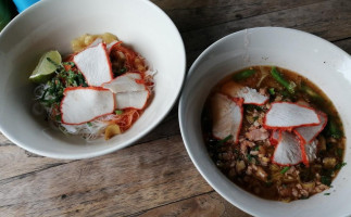 ก๋วยเตี๋ยวยายน้อย ต้นตำหรับก๋วยเตี๋ยวสุโขทัย food