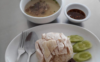 ร้านข้าวมันไก่ตอน สูตรเยาวราช food