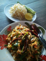 ร้านอาหารตะขบทอง food