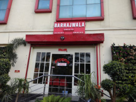 Barhajwala outside