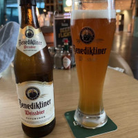 Beerliner German Bar Restaurant food