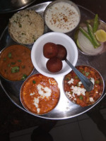 Pawan Resort And Family Raghunathgarh food