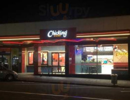 Chicking Taupo outside