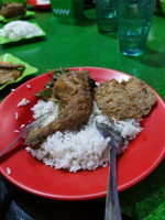 Rumah Makan Goyang Lidah food