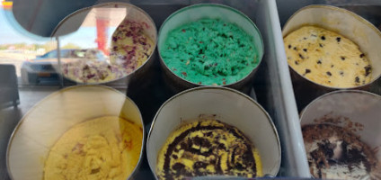 Baskin Robbins food