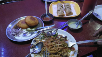 Malhotra Cafe food