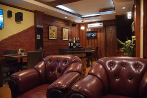 The Pub Resto-Lounge, Bar & KTV food