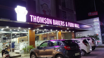 Thomson Bakery And outside