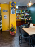 Royal Green Sri Lanka Restaurant Bar inside