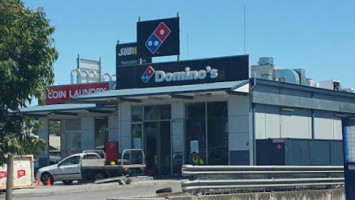 Domino's Pizza Hampton Park (vic) outside