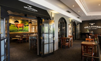 The Stamford Graziers Grill House inside