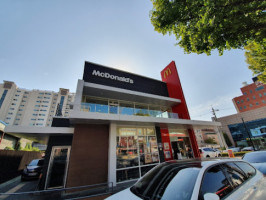 Mcdonald's outside