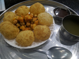 Gokul Pure Vegetarian food