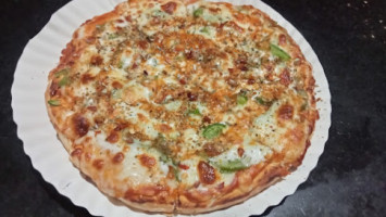 Trino Pizza Corner food