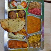 Khandelwal Dhaba food