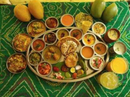Rajdhani Thali Indiranagar food