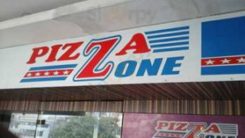 Pizza Zone food