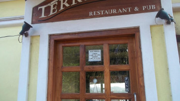 Terry's Restaurant & Pub food
