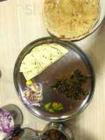 Jalaram Parotha House food