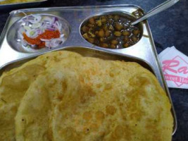 Raj Sweet House - Alambagh food