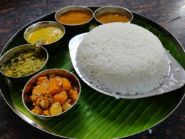 Sri Ganesh Bhavan Padi food