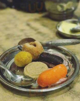 Sri Balaji Pavan Mithai Bhandar food