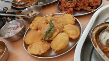 Khasbag Misal food