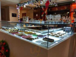 Amande Patisserie food