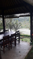 Warung Tepi Sawah inside