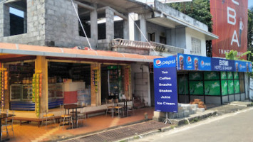 Bismi Restaurant And Cool Bar inside