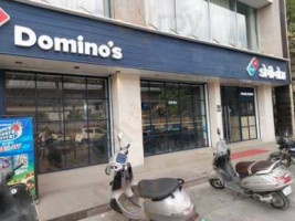 Domino's Pizza Radhe Kishan Villa food